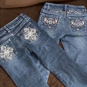 2 pair Arizona jeans